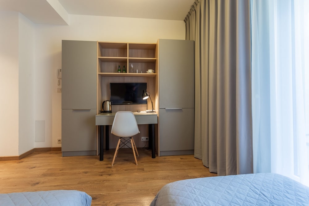 RentPlanet - Apartamenty Wolska view 4