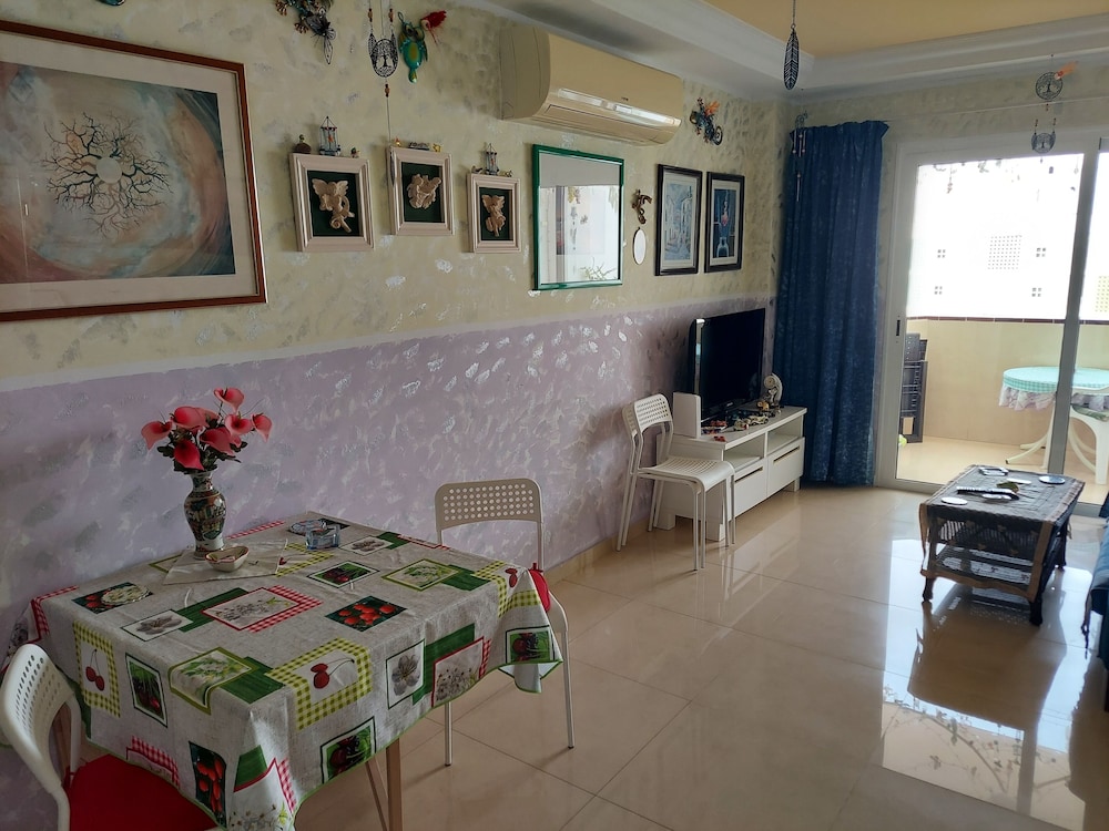 Penthouse in Playa del Ingles With Lovely View