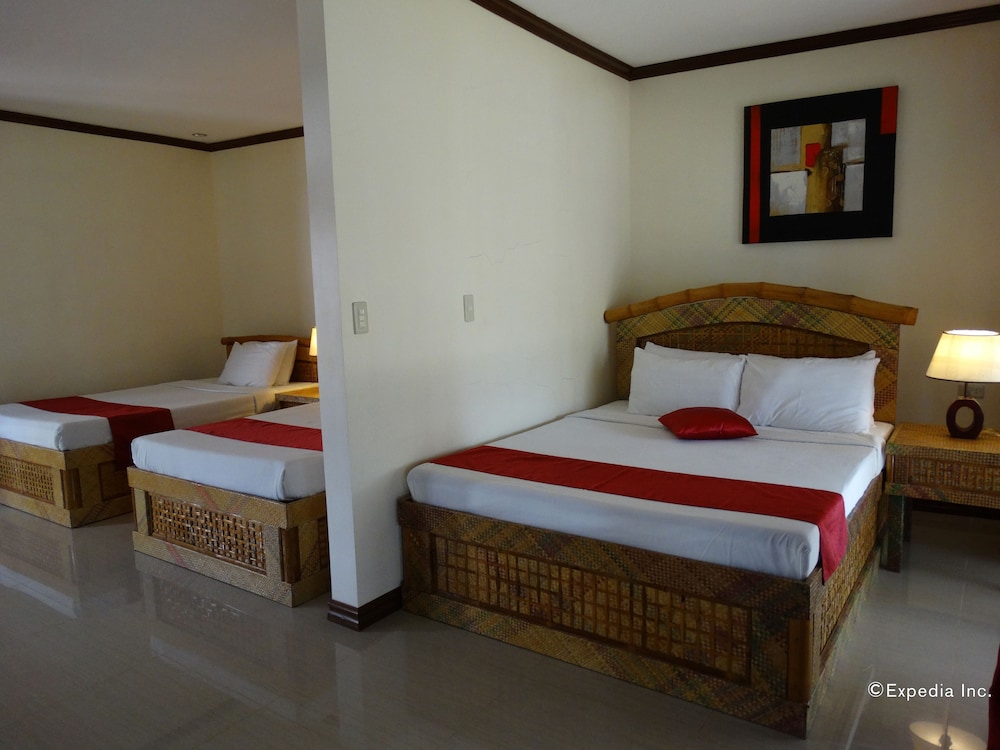 Anda White Beach Resort 15