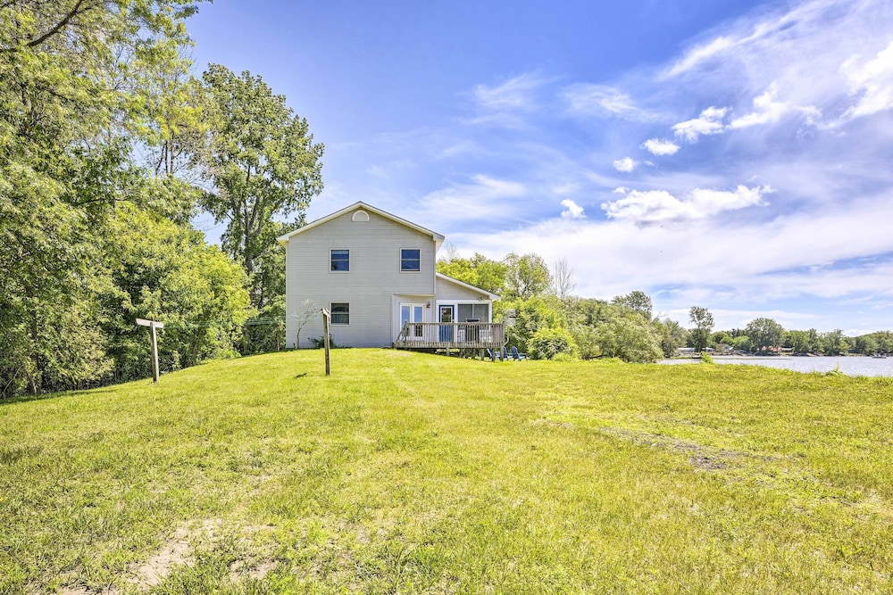 Alburgh Winter Escape on Lake Champlain! view 5