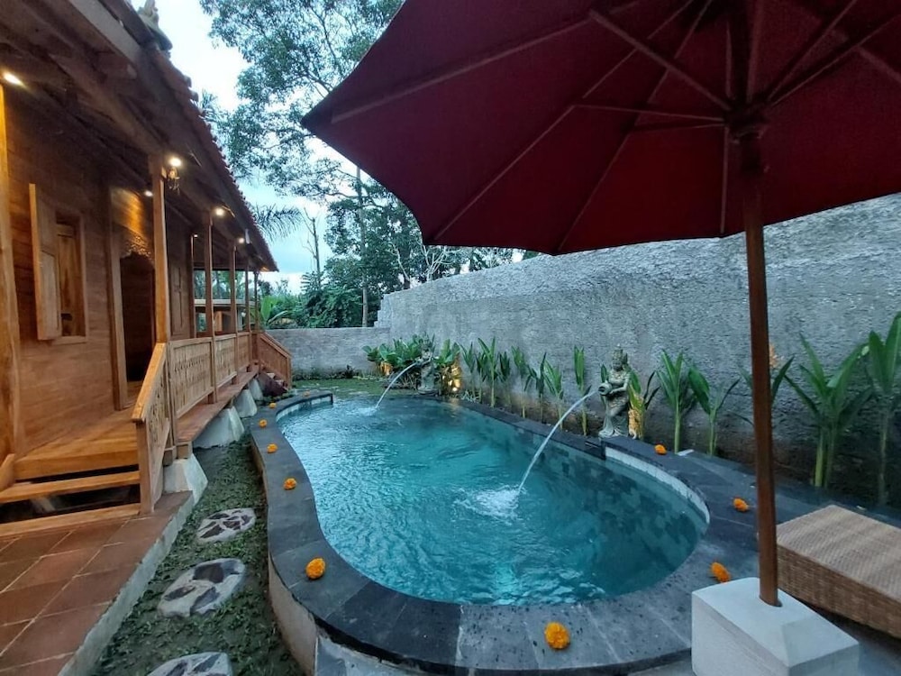D'Ethnic Ubud Joglo View Villas by EPS