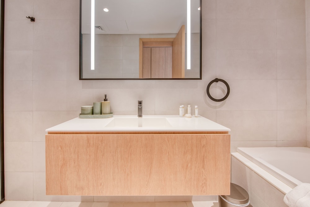 Maison Privee Marquise Square