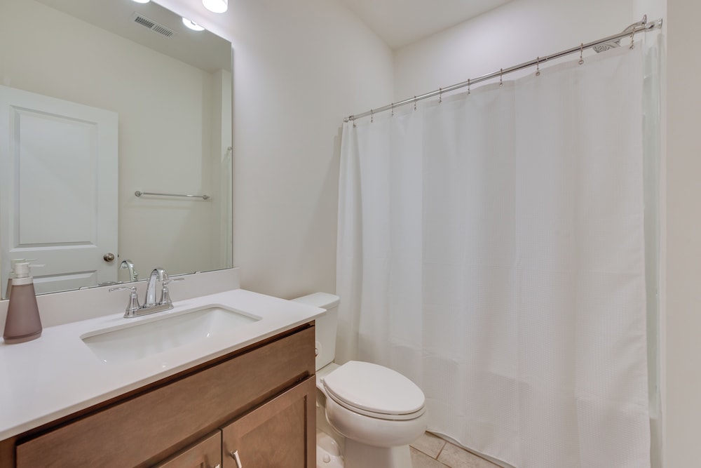 2 Mi to Historic Dtwn Belmont: Family Gem w/ Patio