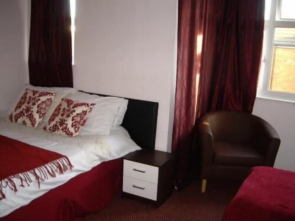 Photo 9