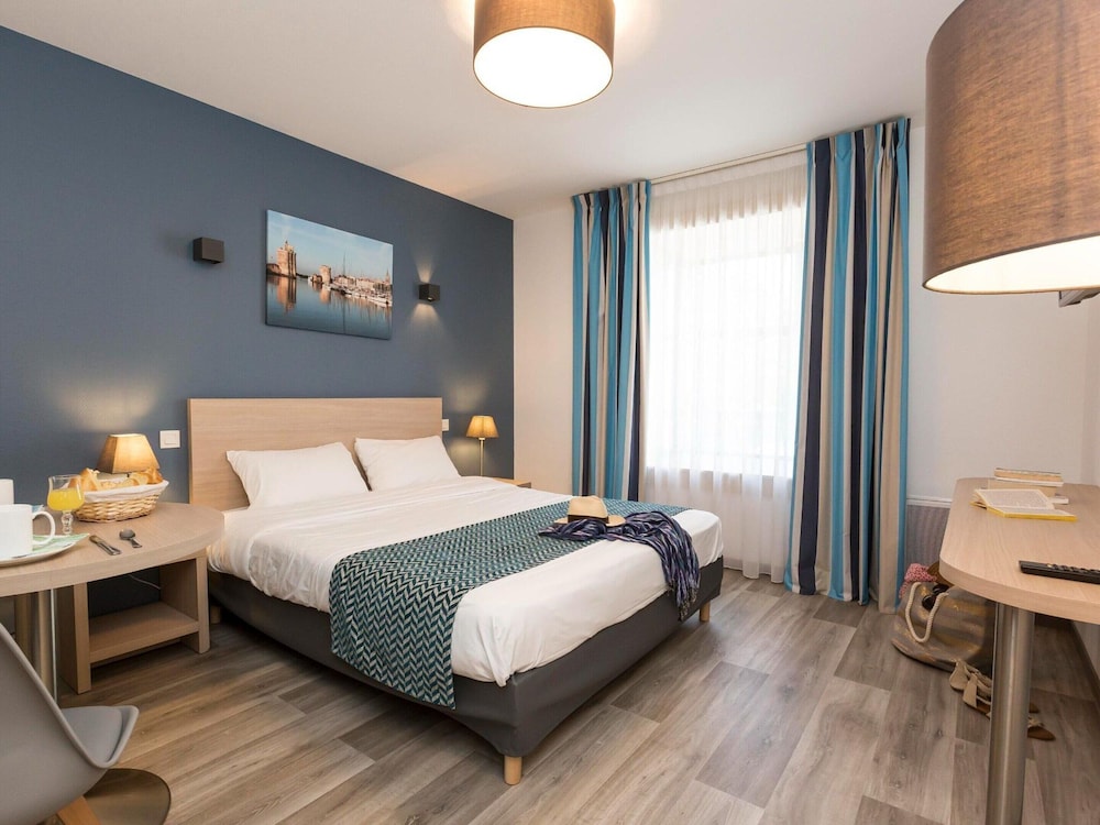 Apartment in La Rochelle Near the Beach
