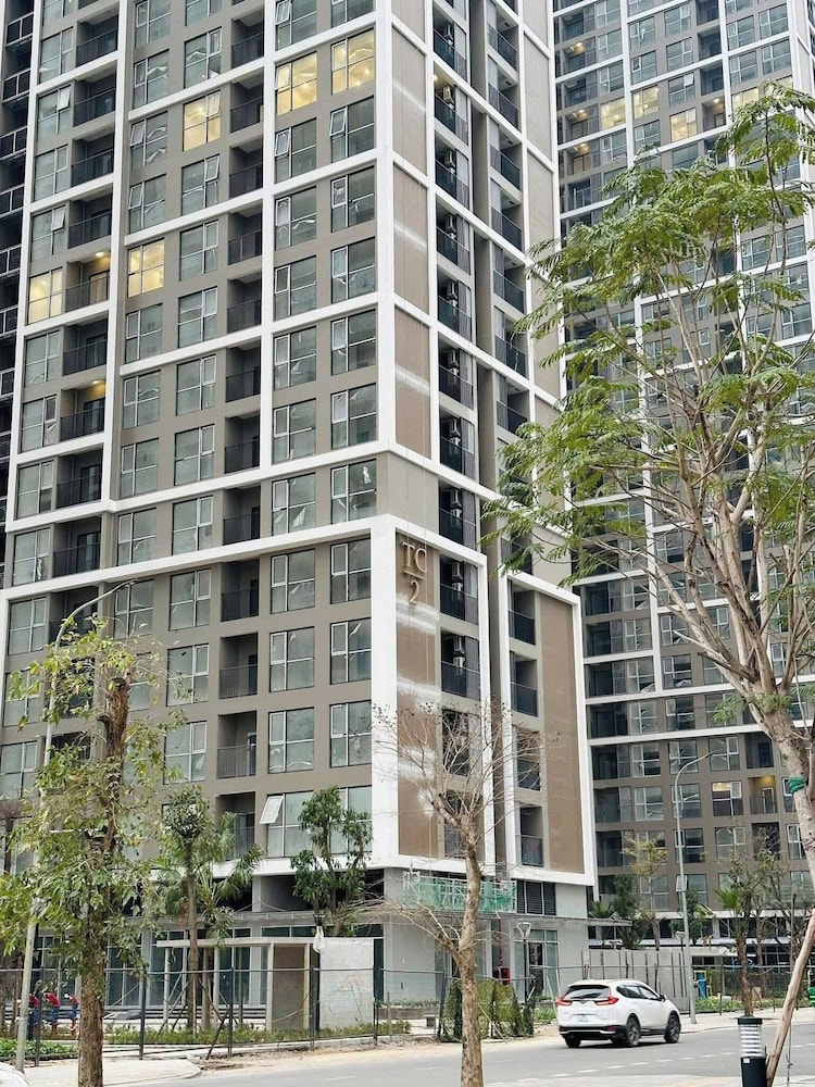 HN ETH Smart City Resident - Tay Mo