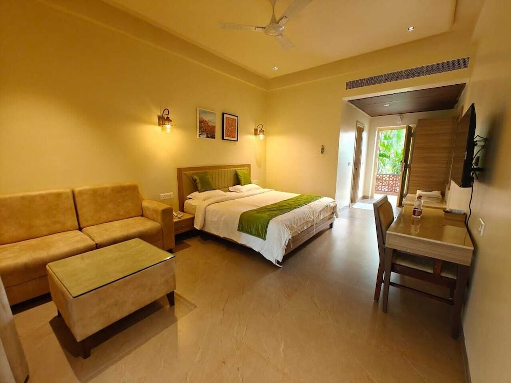 Matsya Amazon Resorts