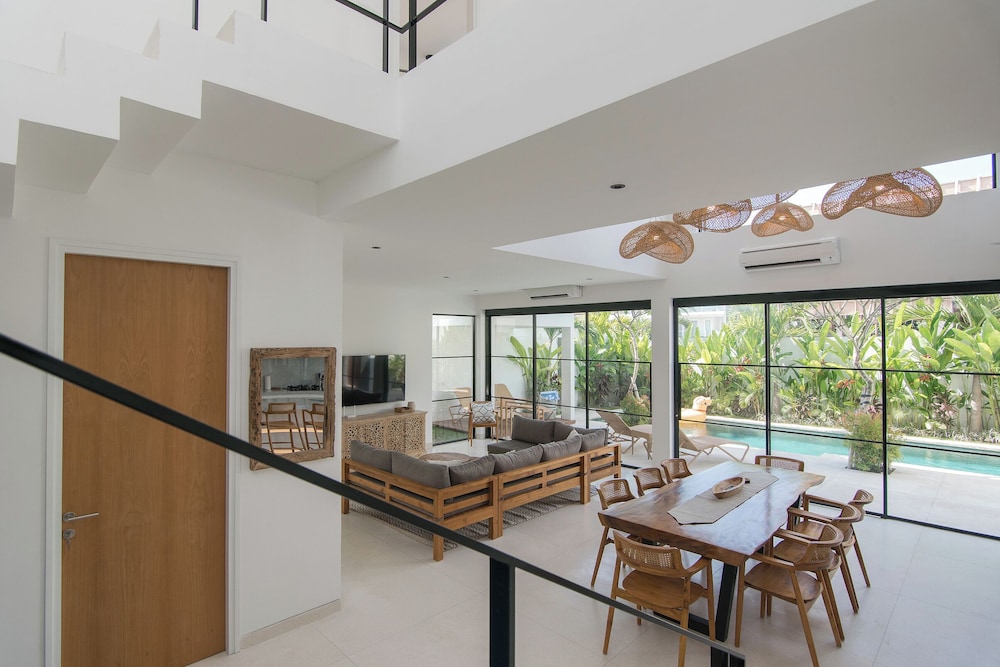 Villa Sejarah
