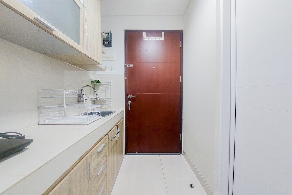 Minimalist and Homey Studio at Springwood Residence Tangerang Apartment