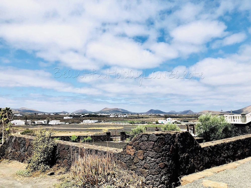 Casita Bellavista With Great Views in Mozaga view 2