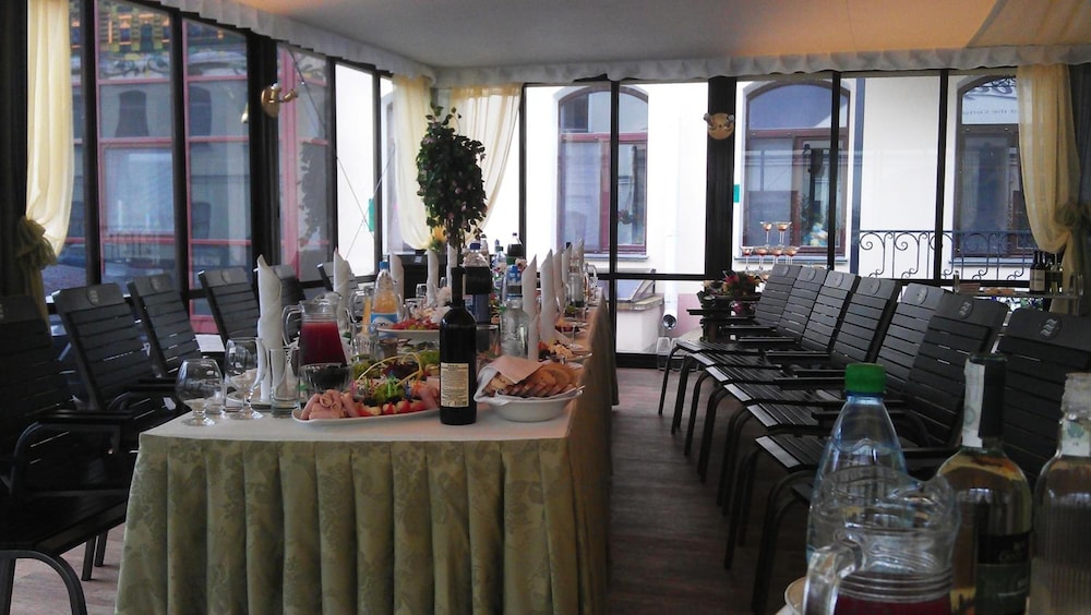 Garni Hotel