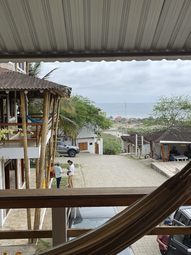 Punta Hills Montanita