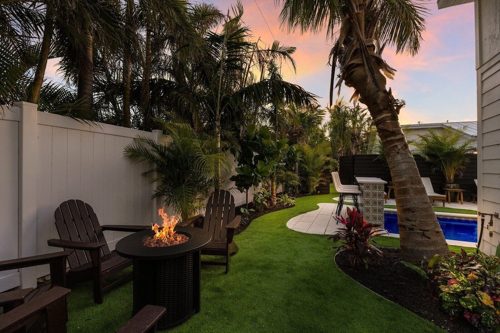 83rd St Villas East 2 Bedroom Villa