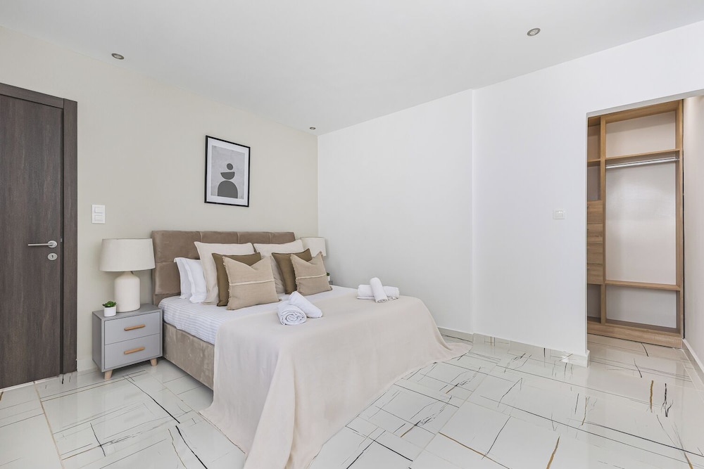 Appartement de 3 pieces a Birkhadem