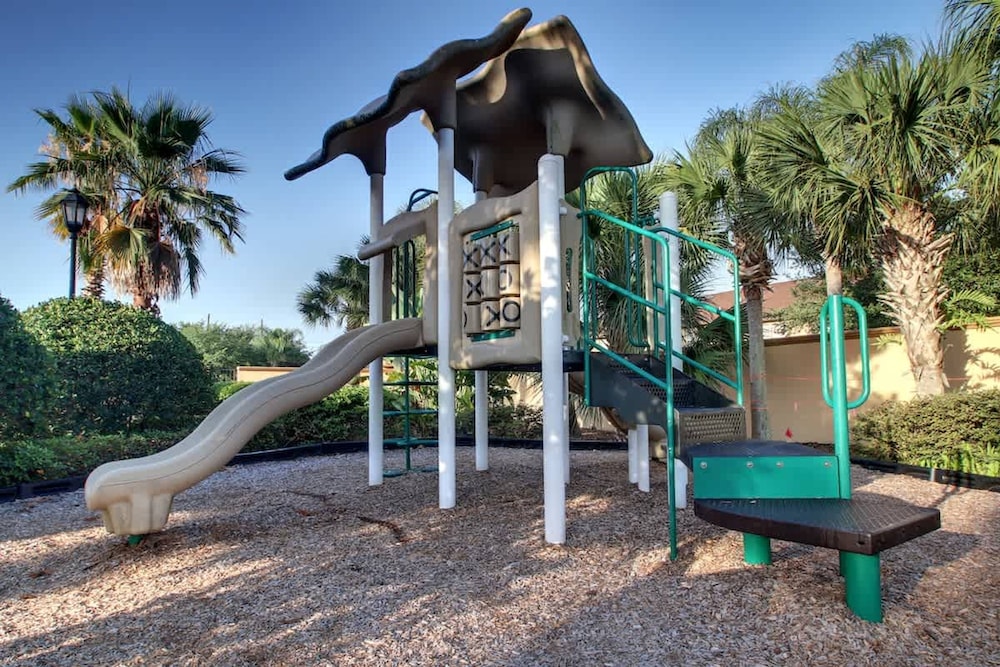 4Br Resort Home With Pool and Lazy River Sleeps 8