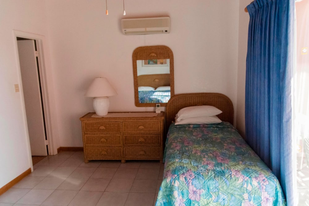 HBK Villa Rentals at Jolly Harbour