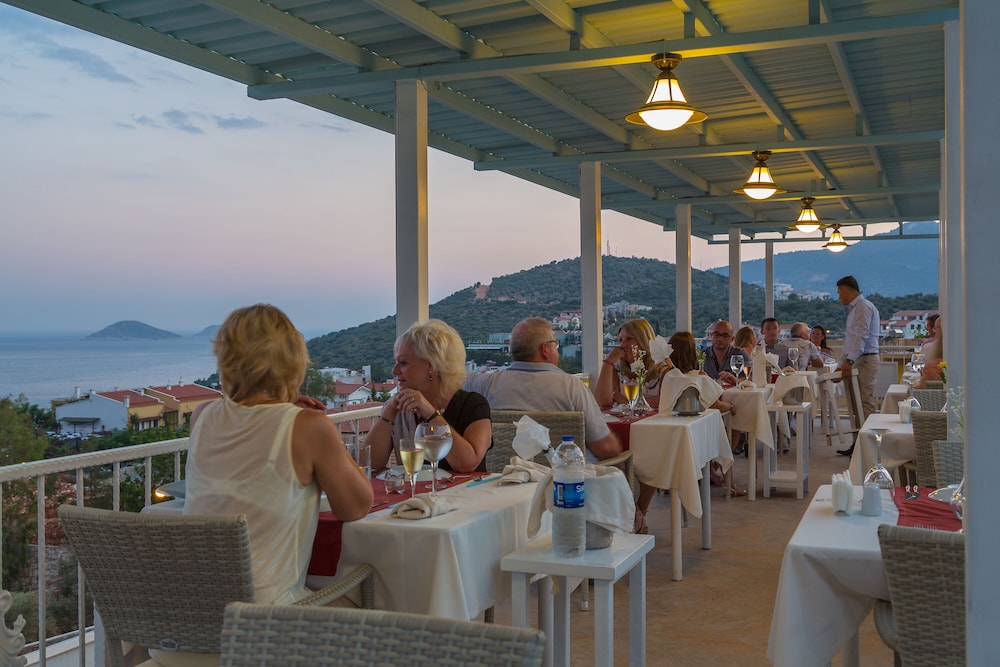 Kalkan Oasis Hotel - Adults Only