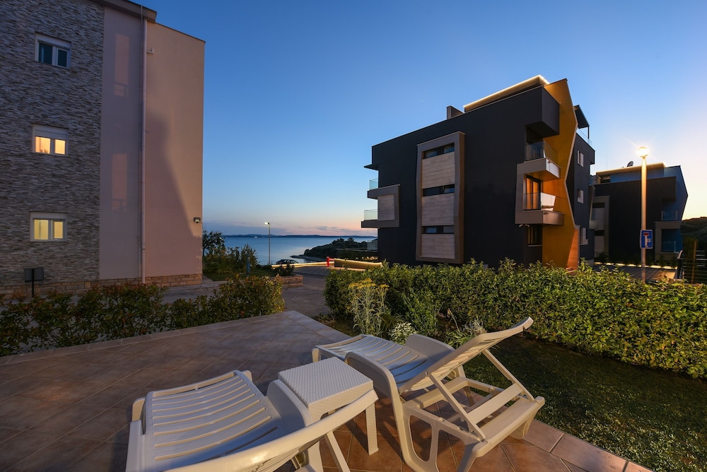 Sunset Beach Suites