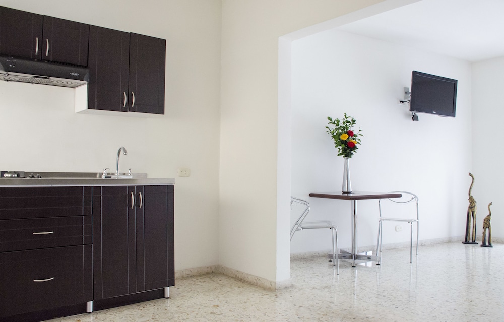 Santa Monica Alta Hotel Boutique - Hostel