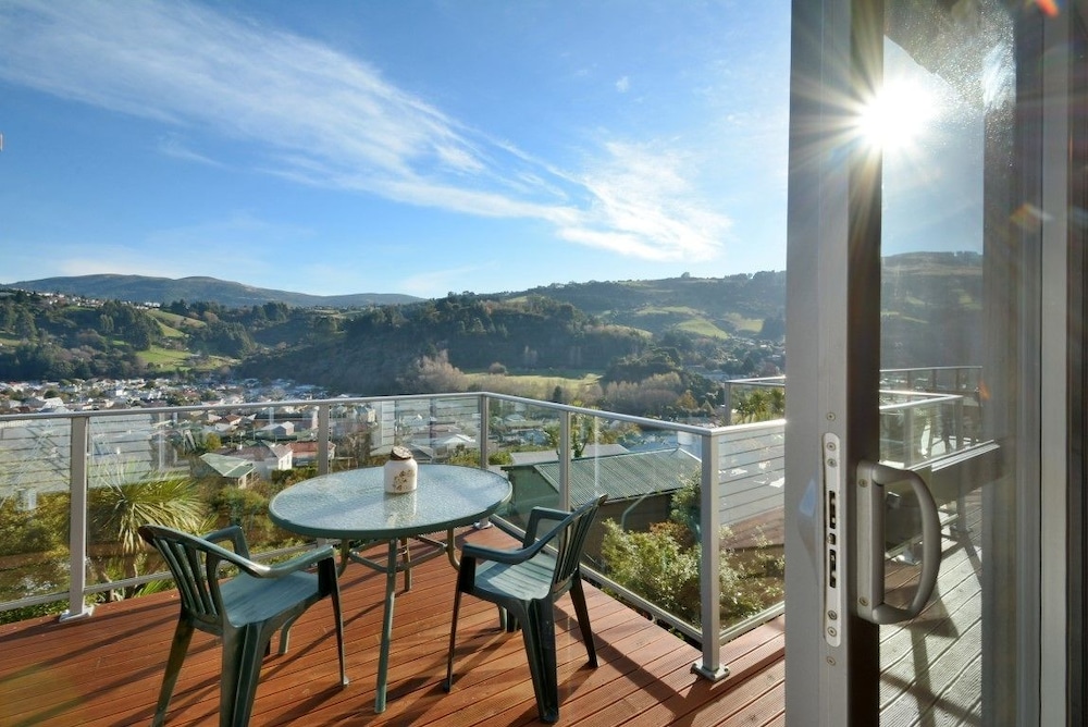 Baldwin Street BNB