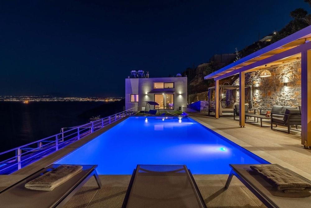Infinity Villa Crete