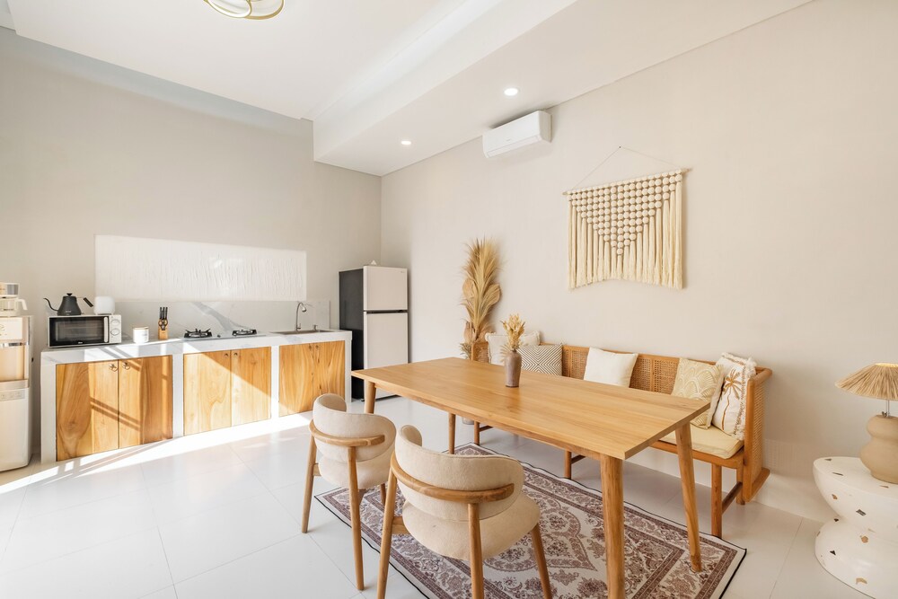 Private Pool Villa Ahana by OriVista