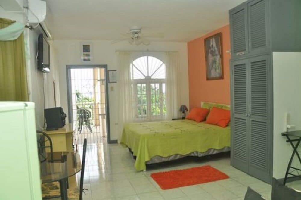 High Level Suites at Columbus Heights