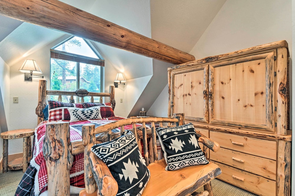 2 Cabins: Group & Family Getaway in Arnold! view 2