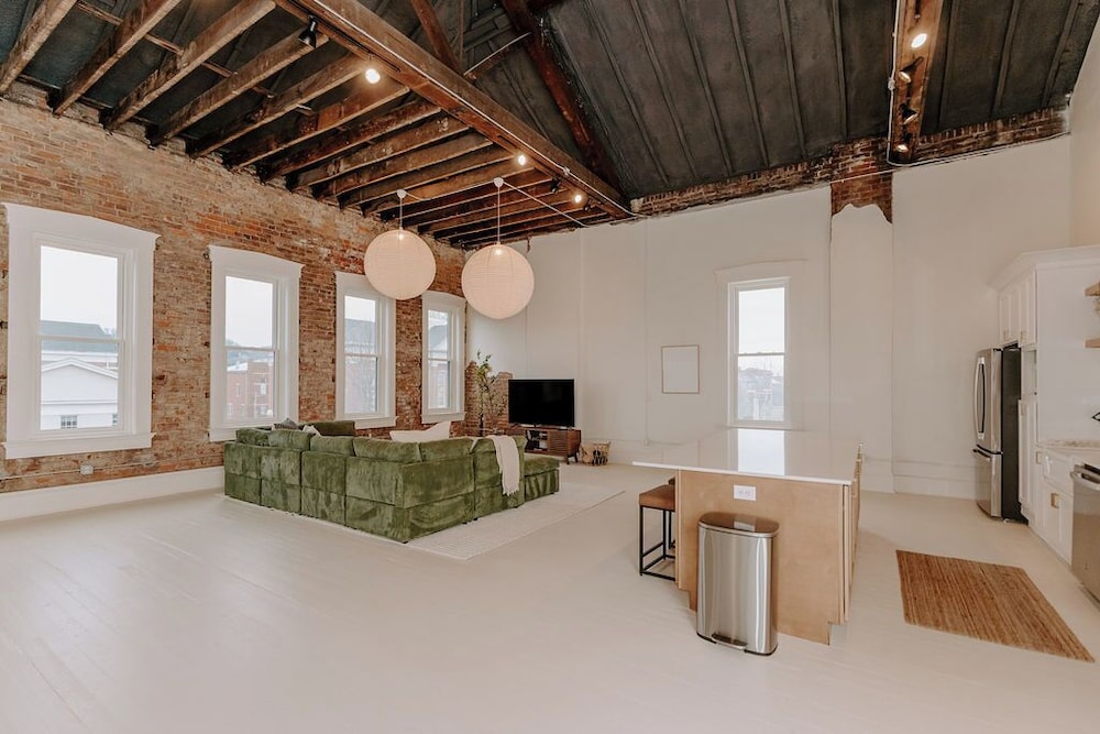 East Main Lofts