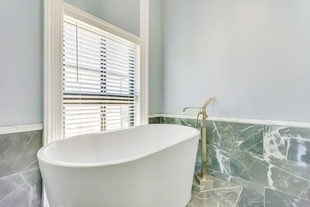 2 Mi to Little Rock River Market: Walkable Getaway
