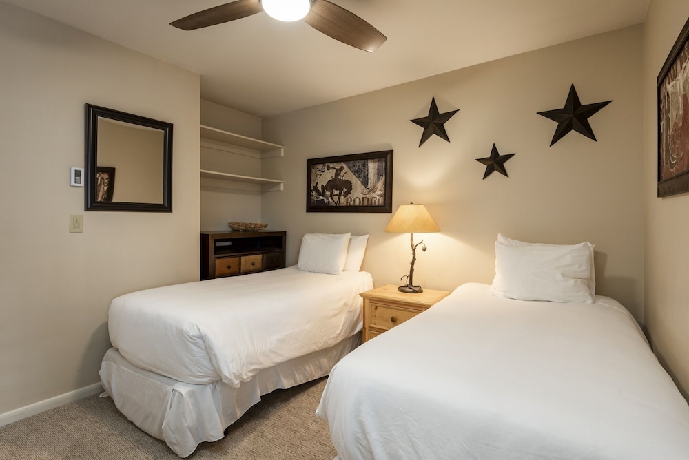 Park City Ski Resort - Snow Flower Vacation Homes