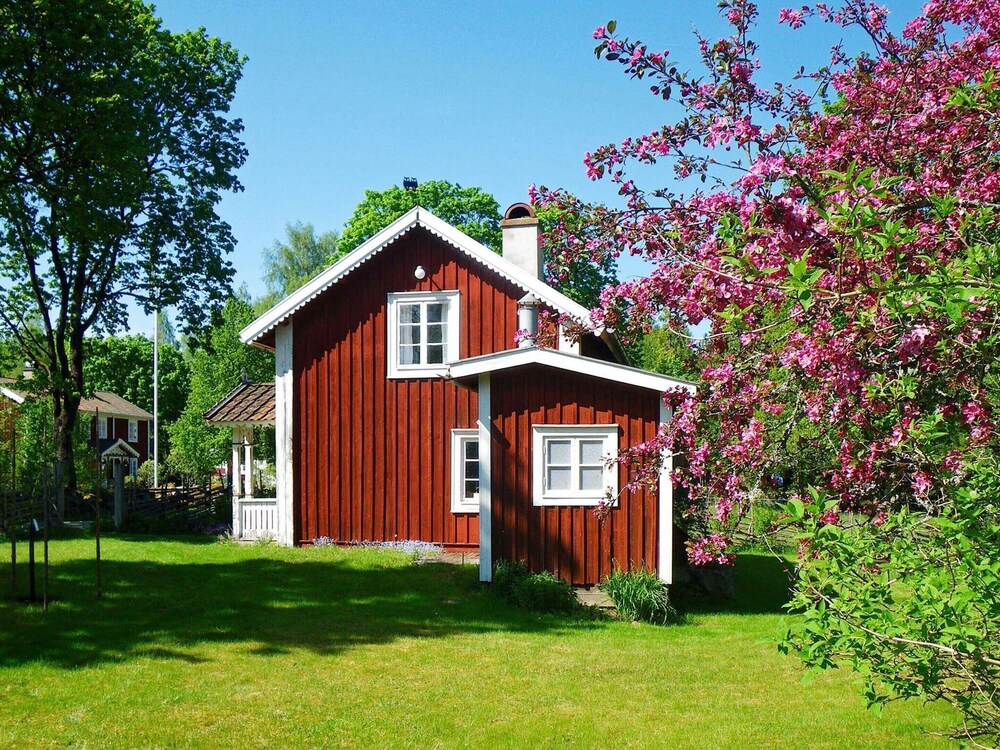 5 Person Holiday Home in Lammhult-by Traum