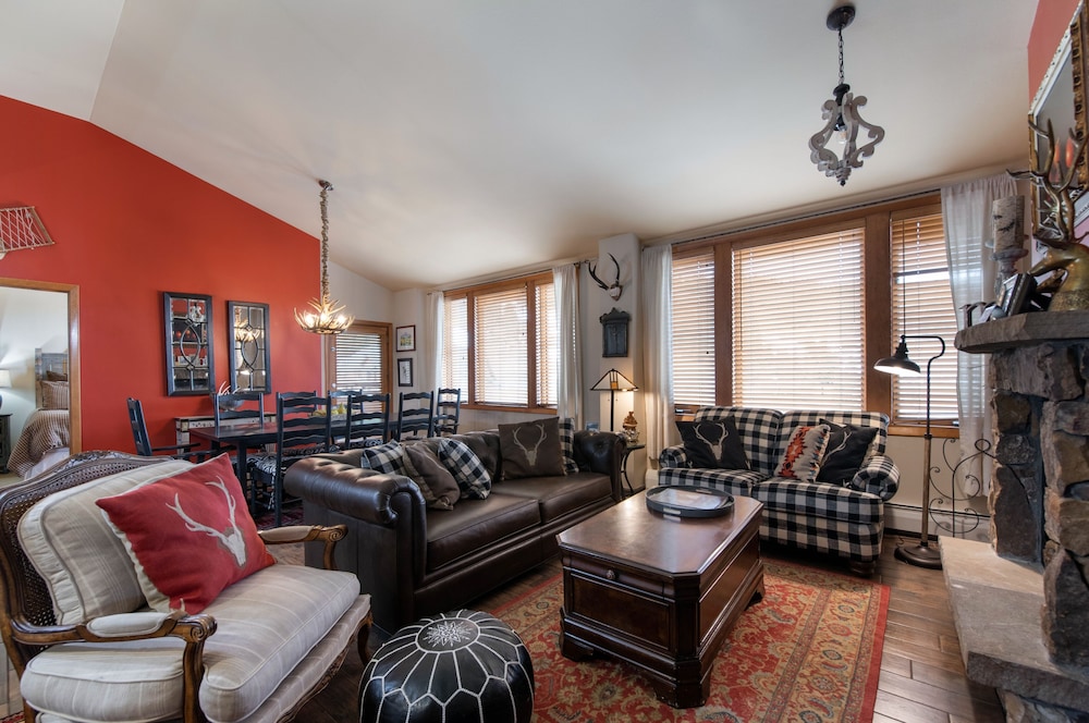 Winter Park CO Condos - Zephyr Mountain Lodge
