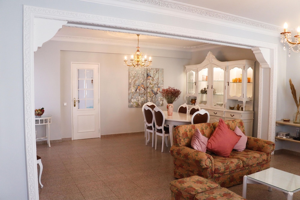 Summer Villa With Heated Private Pool