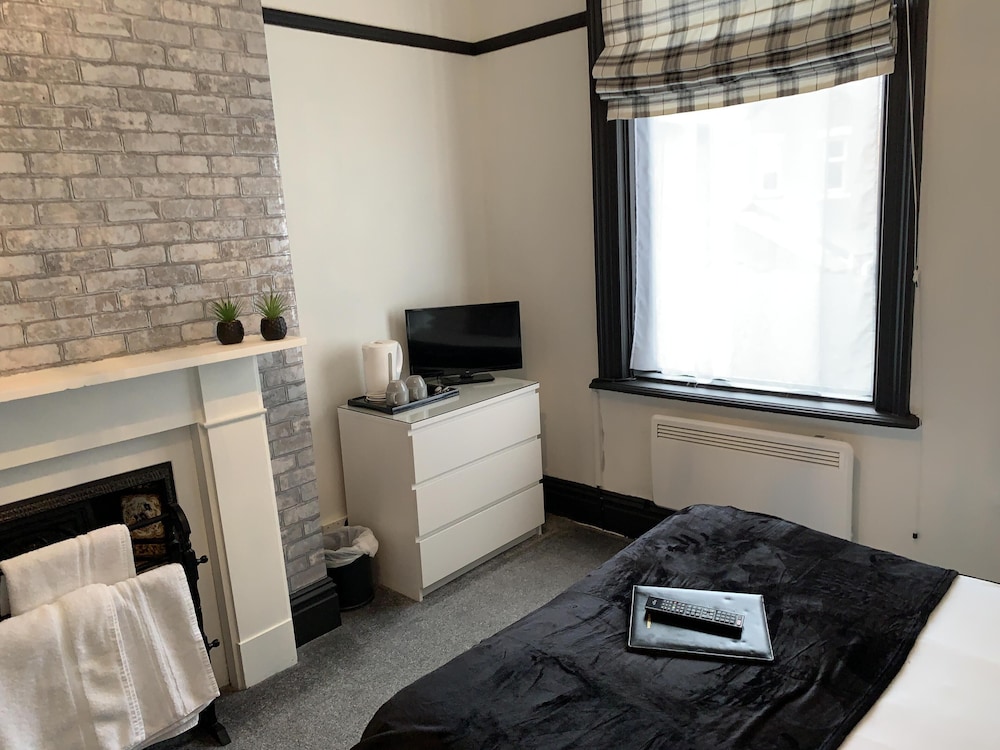 South Shields Vacations - Kingsmere Guest House - Property Image 21