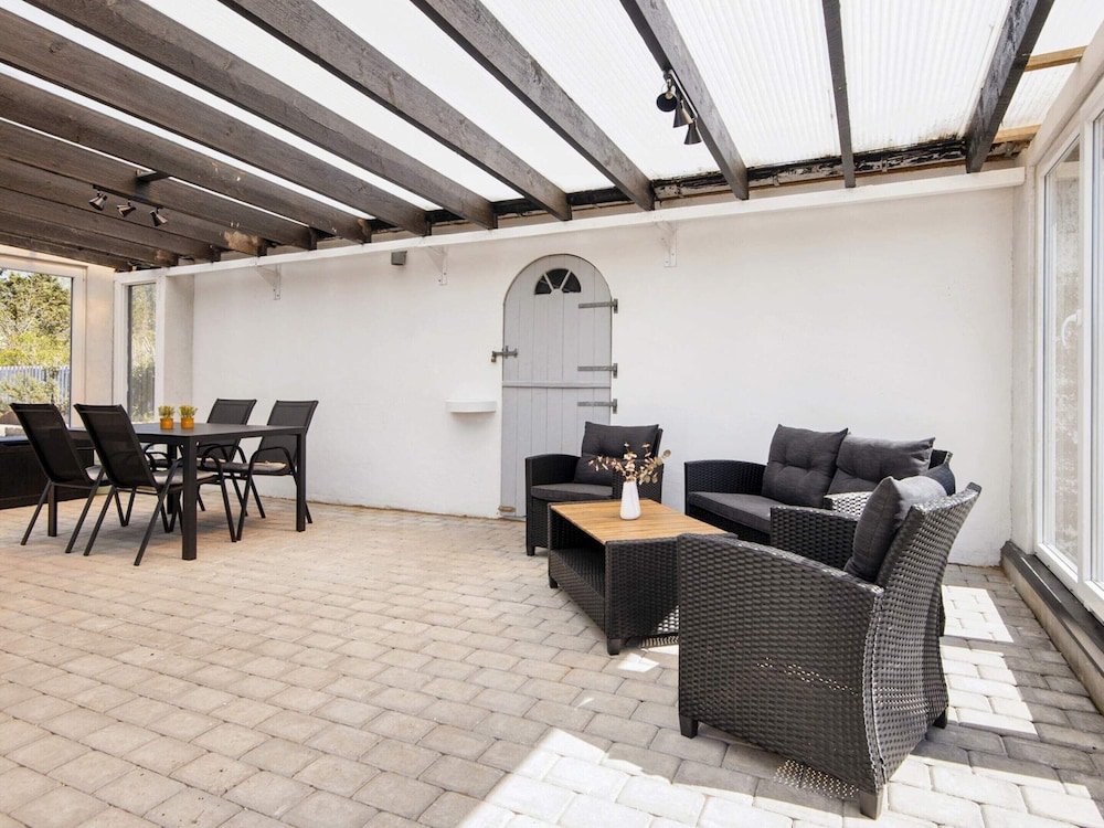 8 Person Holiday Home in Romo view 3