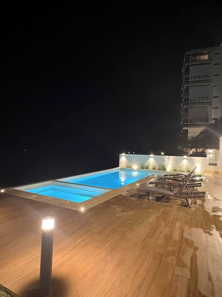 Cozy 1B & 1B Apartment Puerto Morelos With Private Beach