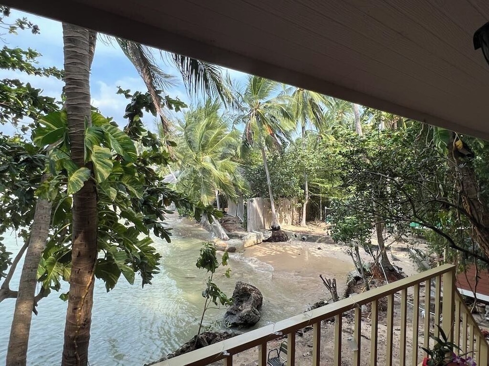 Smiley Bungalows Guesthouse