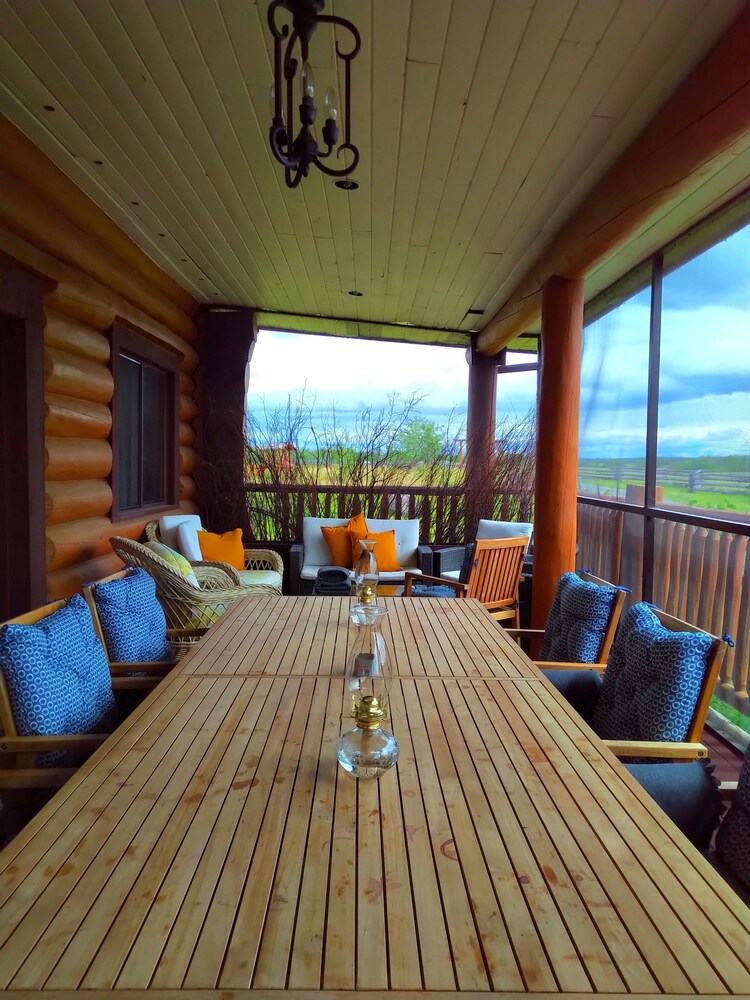 Meadow Lake Guest Ranch