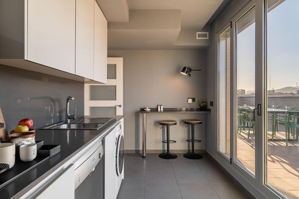 Port Forum Apartments By Olala Homes