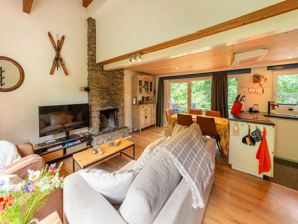 Chalet in Hastiere Near Castle