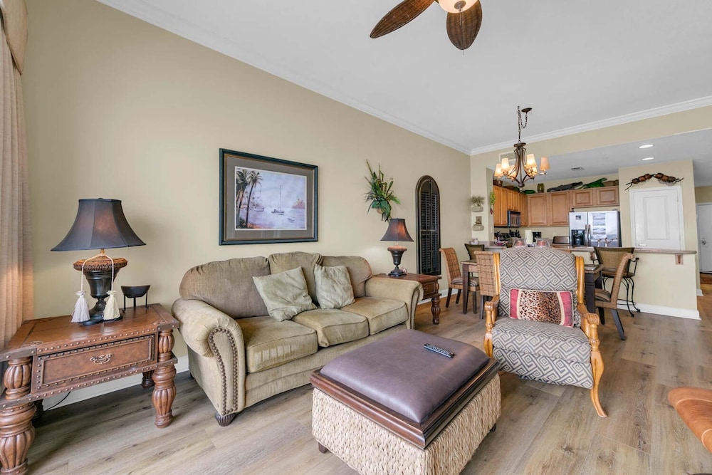 Grandview East 1604