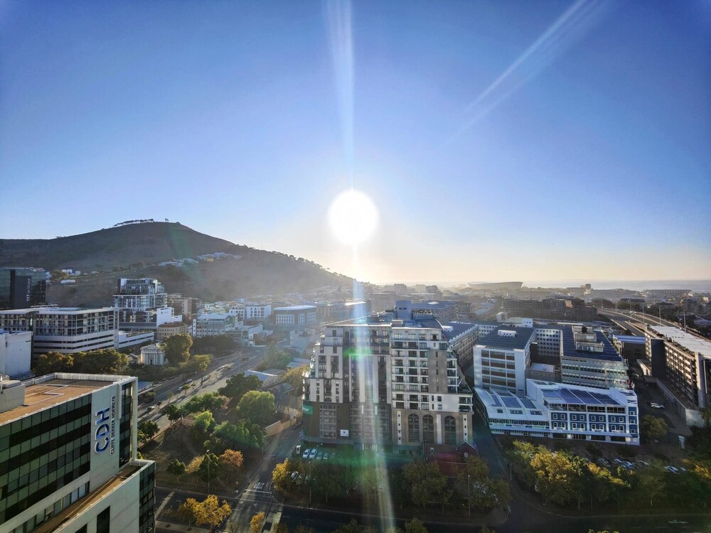Exclusive Apt With Balcony, Stunning Views & Pool