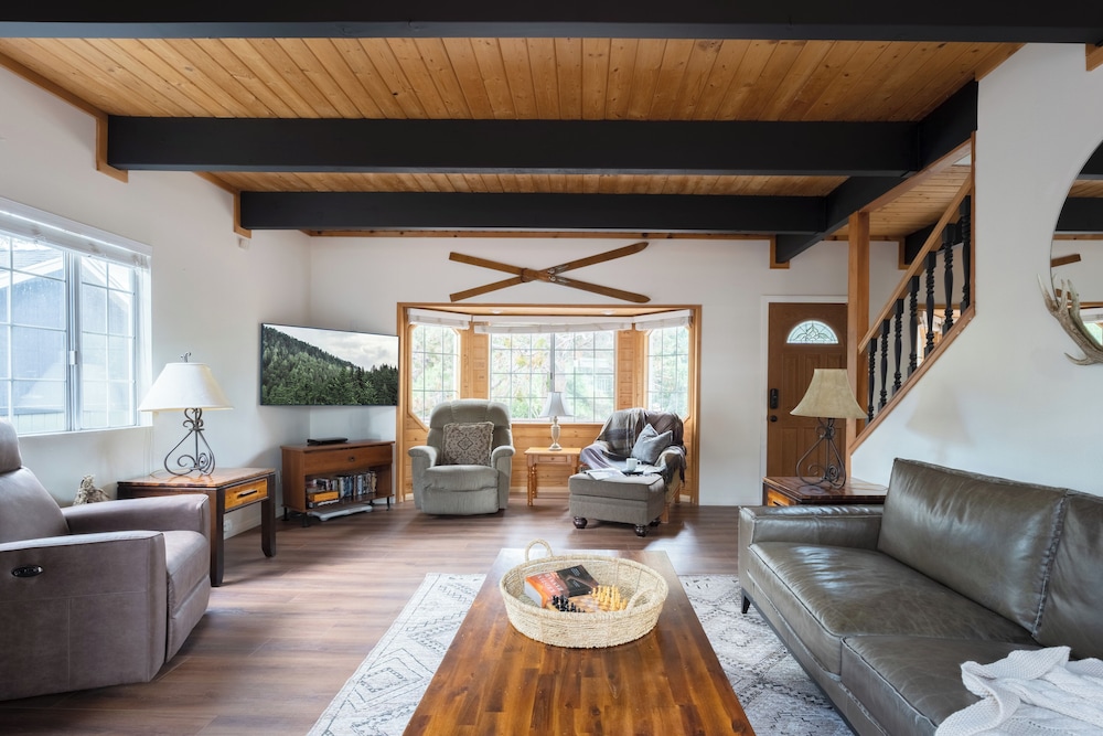 Storybook Cabin