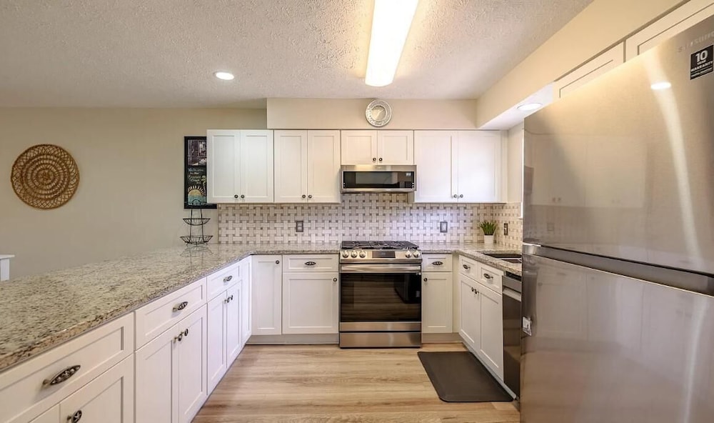Gulf Highlands 229- St. Katherine Blvd