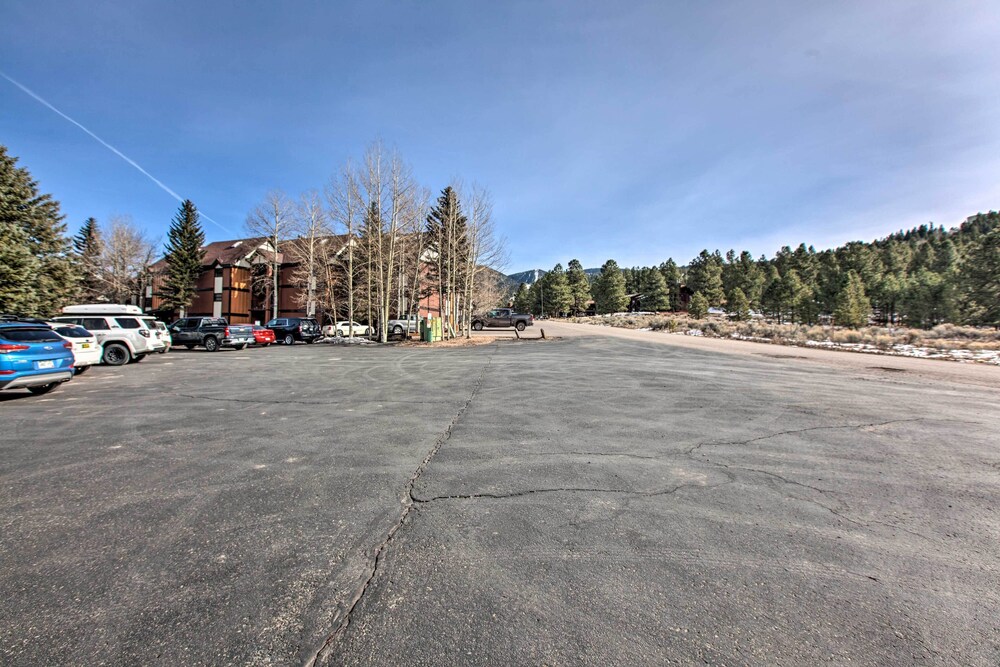 New Mexico Condo w/ Fireplace & Mountain View view 5