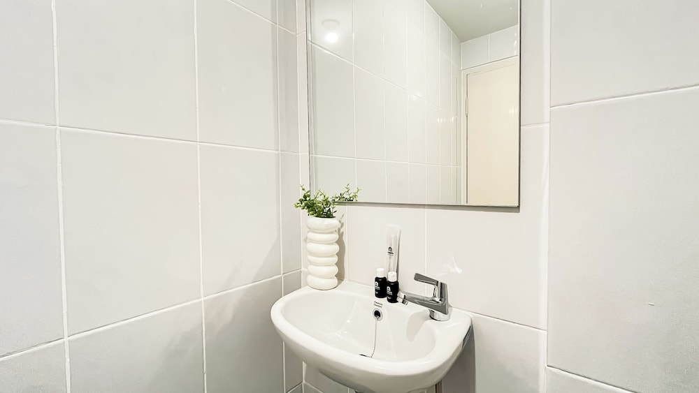 Simple Designed 2Br Near Tokyo Hub At Tokyo Riverside Pik 2 Apartment