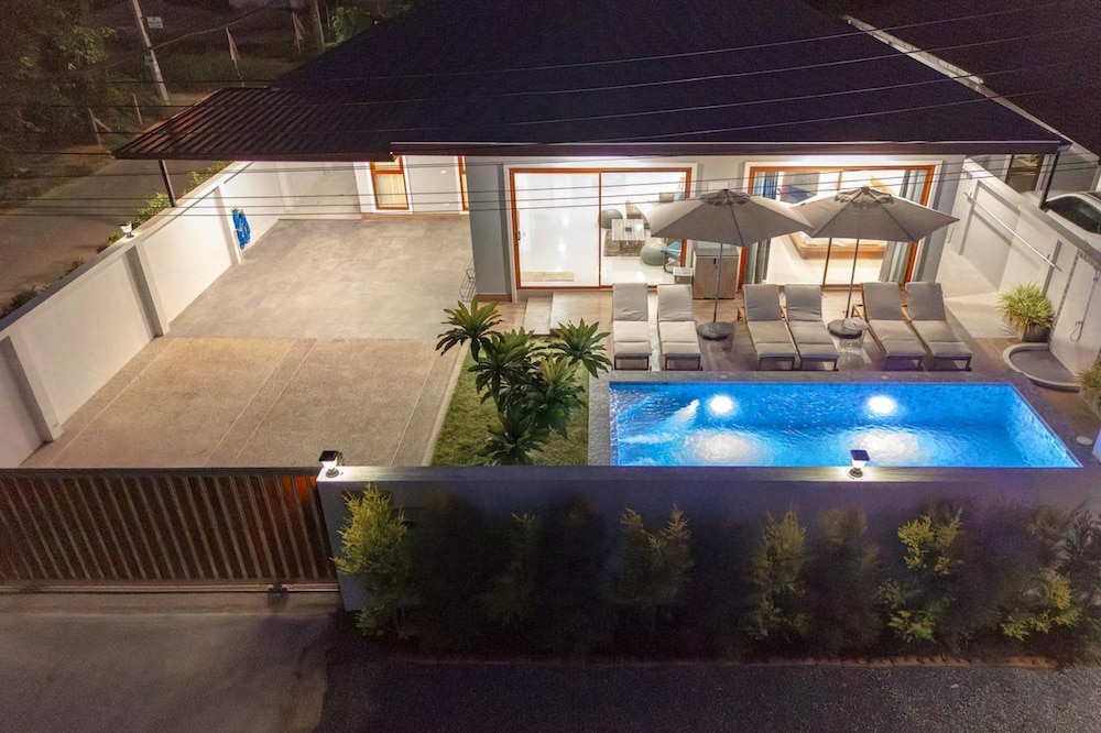 Pakbia Private Pool Villa In Ao Nang Krabi
