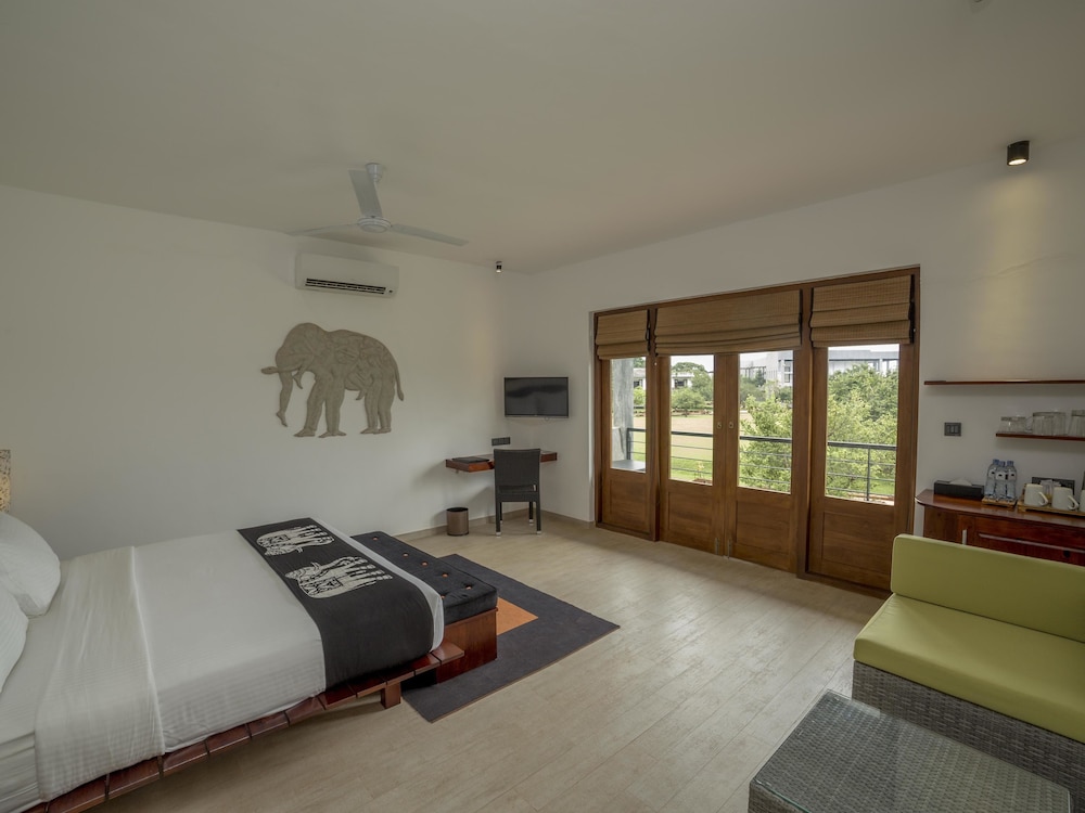Aliya Resort & Spa