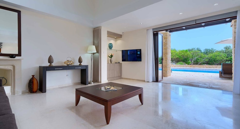 Villa 327 - Galinios
